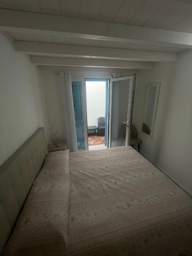 La Perla Del Mare 2 Bed and Breakfast La Caletta Εξωτερικό φωτογραφία